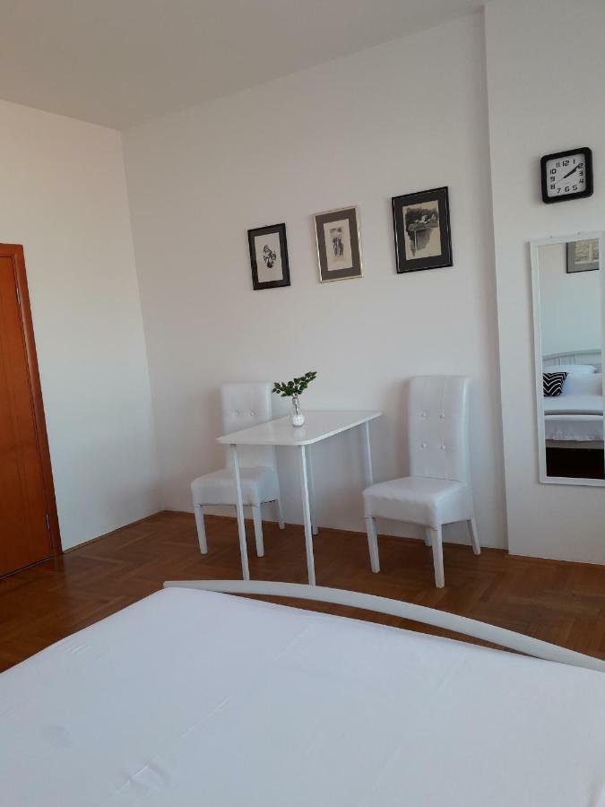 Apartman Dunja Ns 2 Novi Sad Ngoại thất bức ảnh