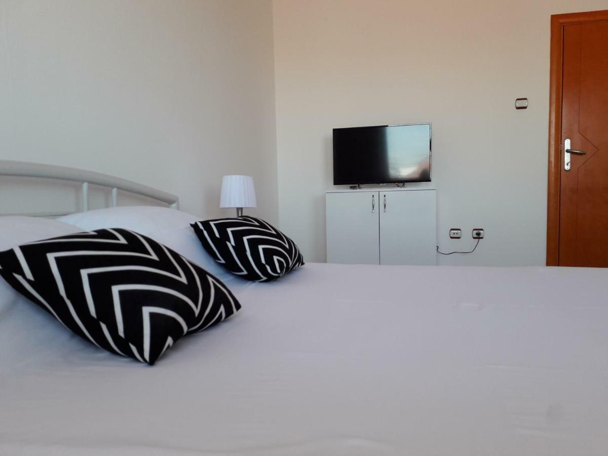 Apartman Dunja Ns 2 Novi Sad Ngoại thất bức ảnh