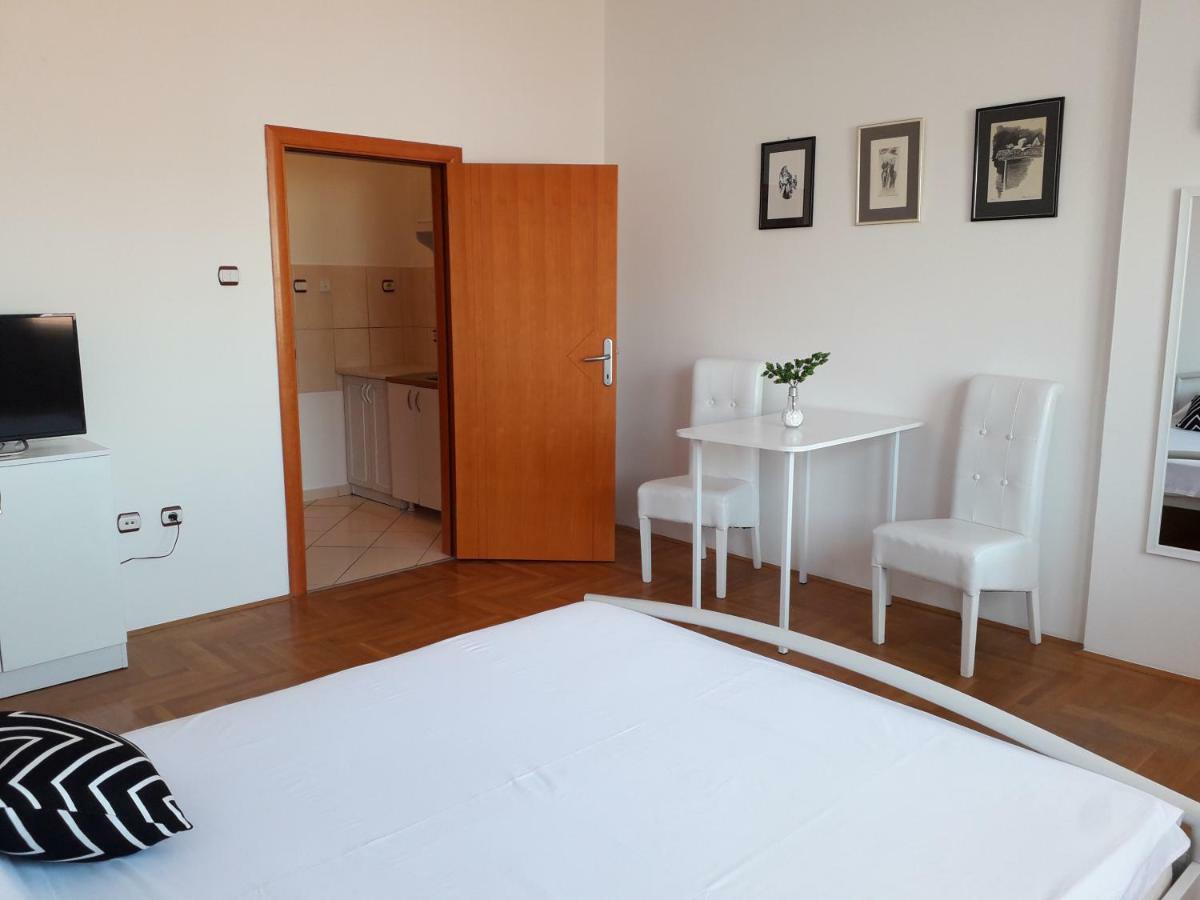Apartman Dunja Ns 2 Novi Sad Ngoại thất bức ảnh